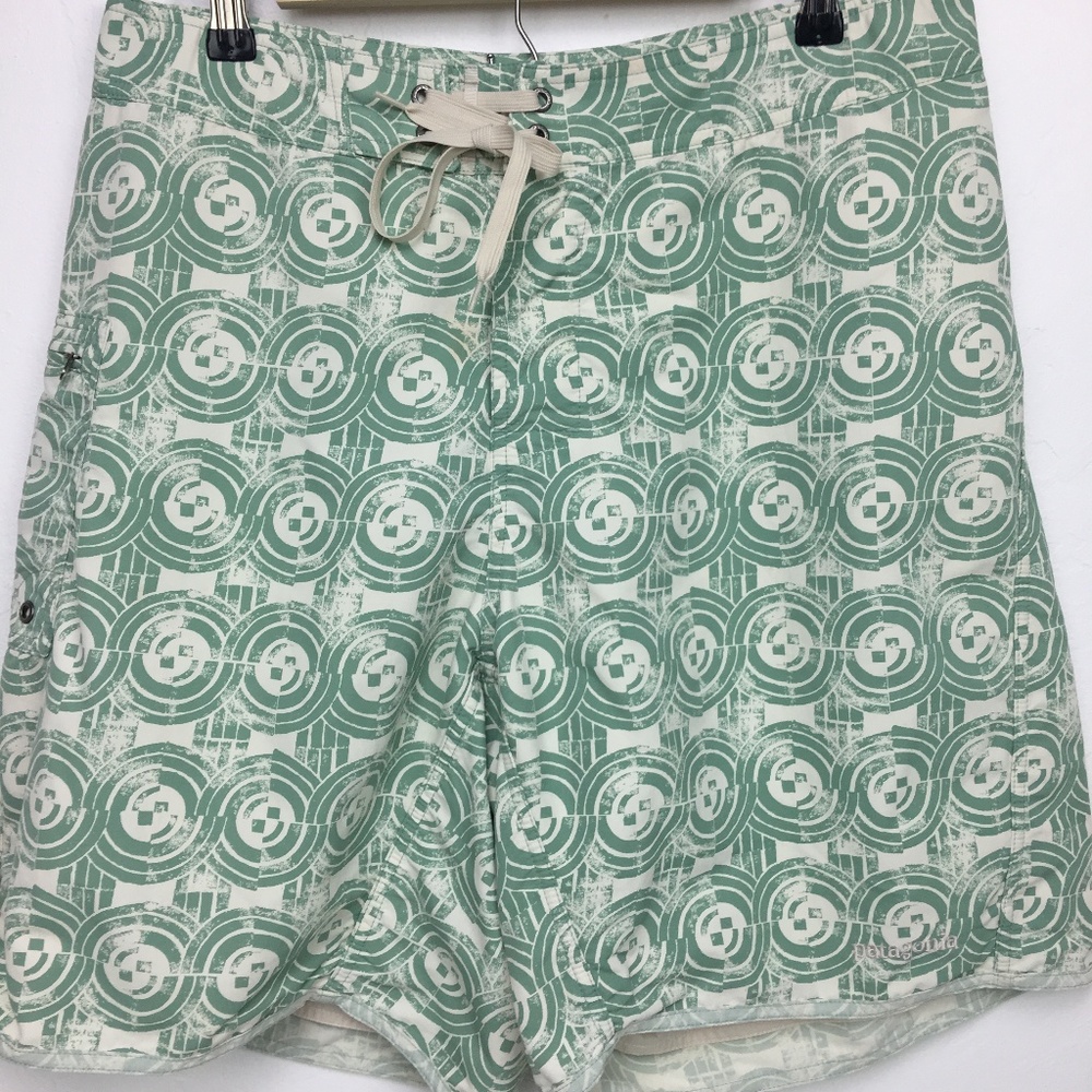 Patagonia Mens Board Shorts Size Medium  33